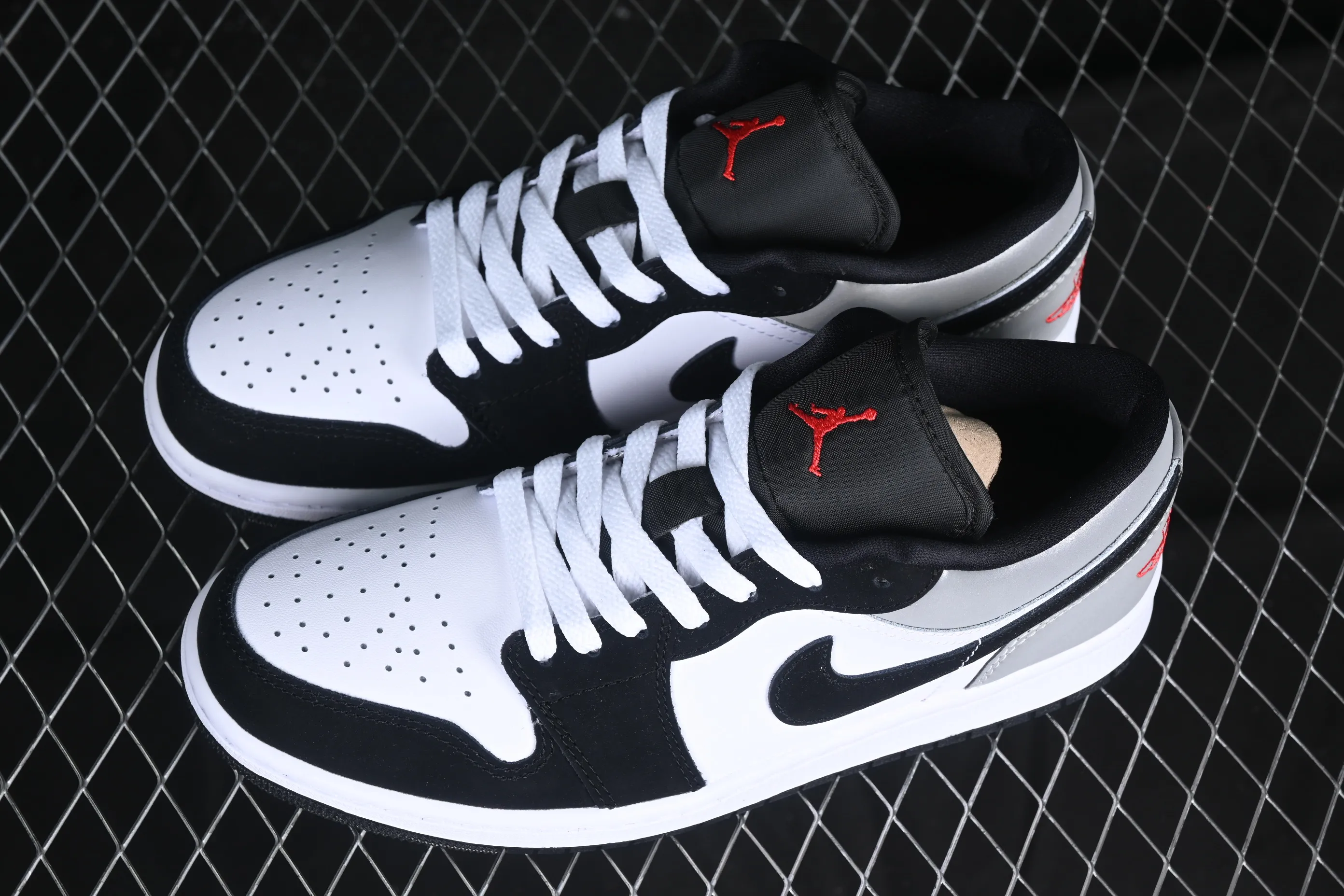 All categories Air Jordan Jordan series basketball shoes Air Jordan 1 Low G version pure original Air Jordan 1 Low AJ1 Joe 1 gray silver black hook low-top cultural casual sneakers HF3148-106